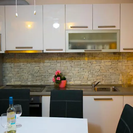 Lodge Luxury Studio With Private Patio Vis